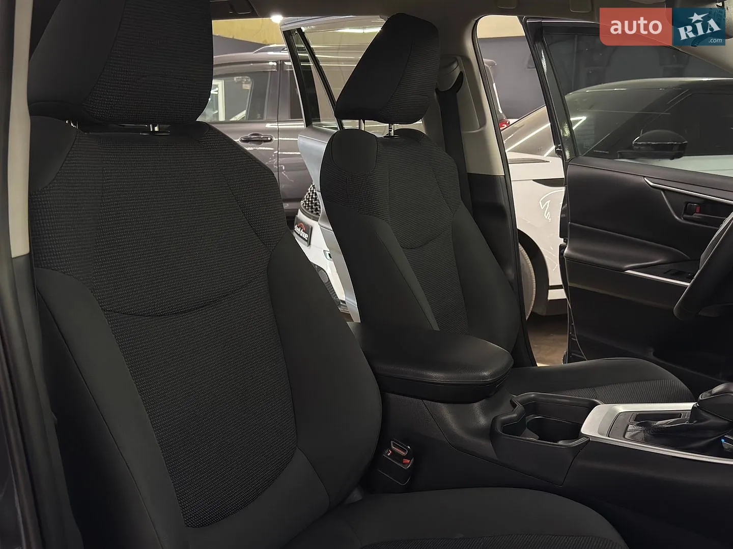 2019 Toyota RAV 4 - мініатюра 24