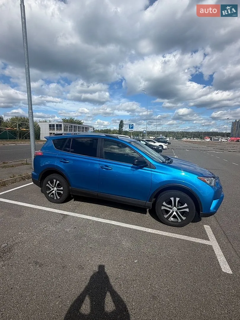 2016 Toyota RAV 4 - мініатюра 4