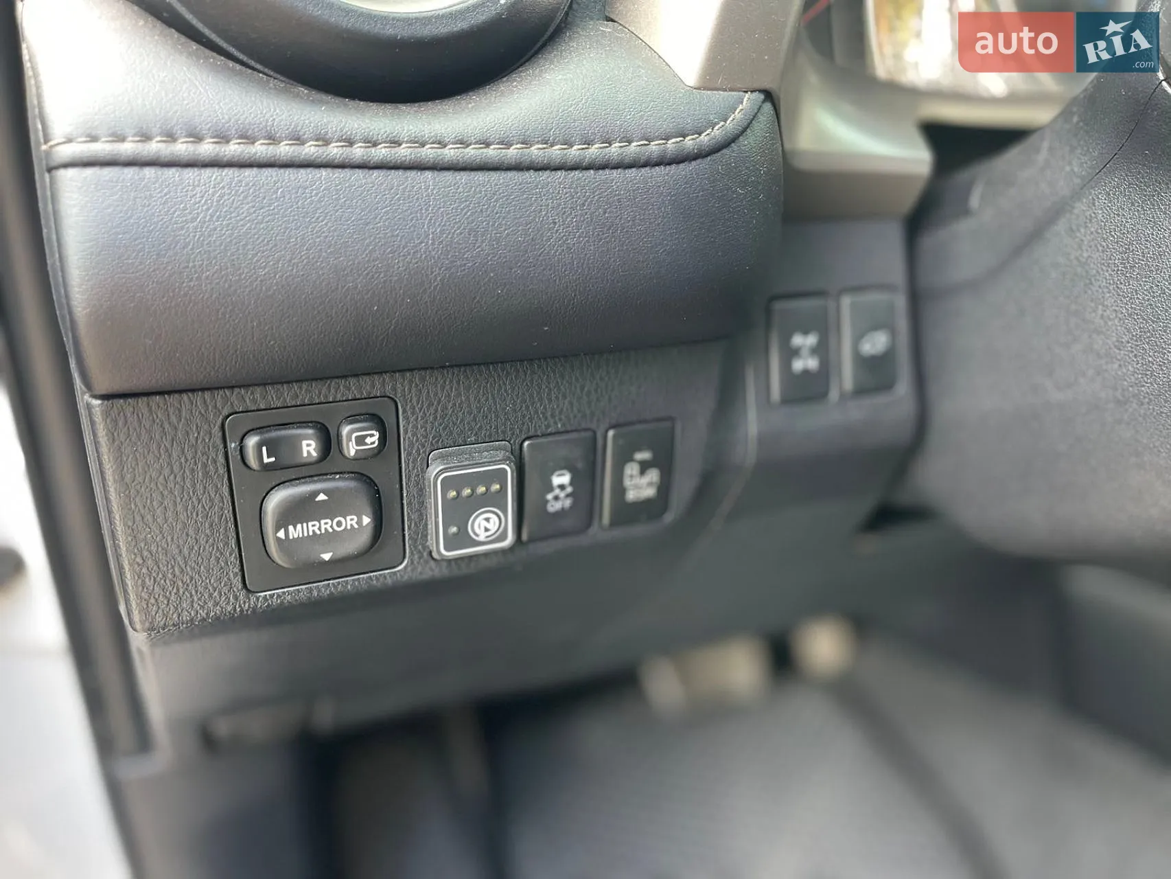 2013 Toyota RAV 4 - мініатюра 42