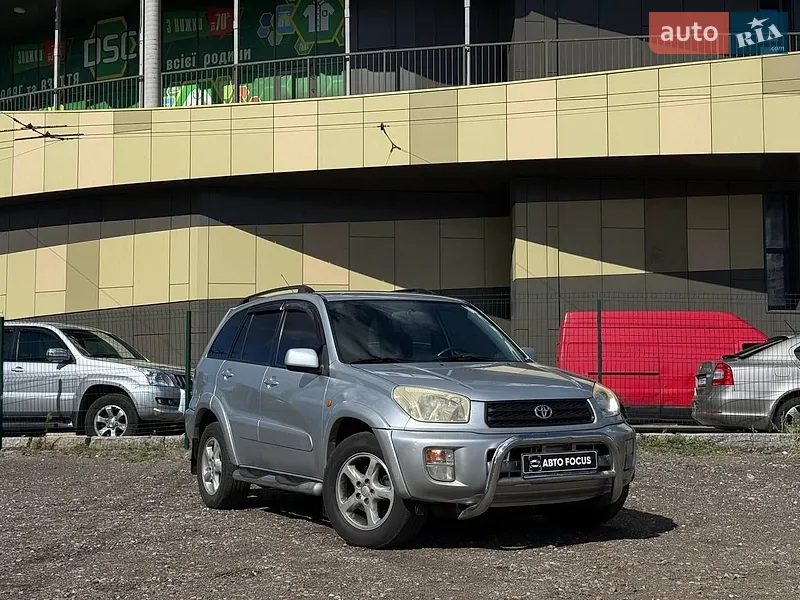 Toyota RAV4 2003
