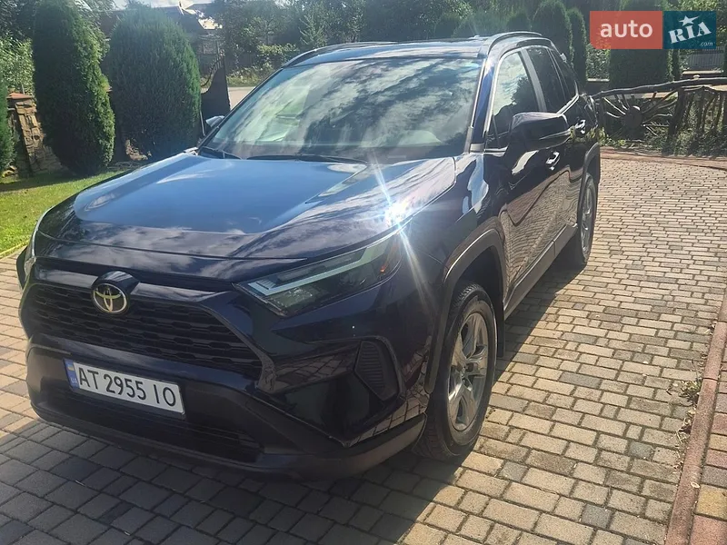 Toyota RAV4 2024