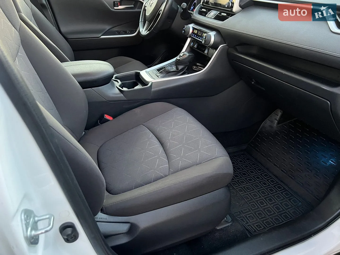 2020 Toyota RAV 4 - мініатюра 31