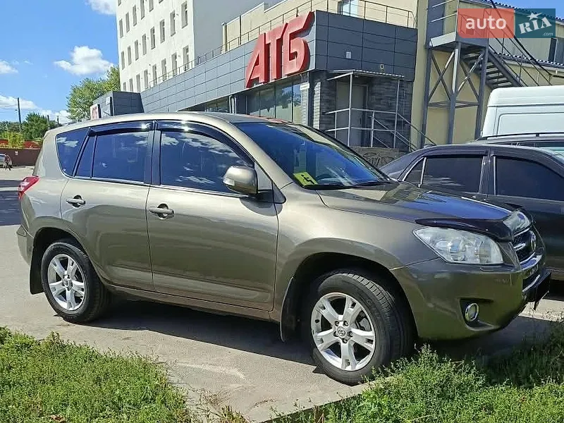 Toyota RAV4 2009