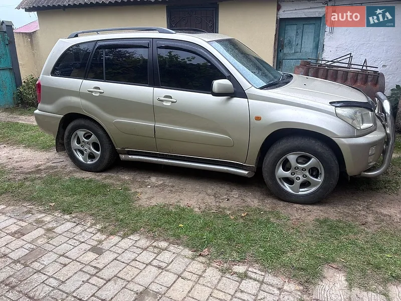 Toyota RAV4 2003