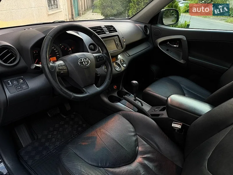 Toyota RAV4 2009