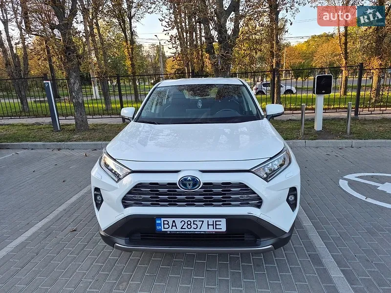 Toyota RAV4 2024