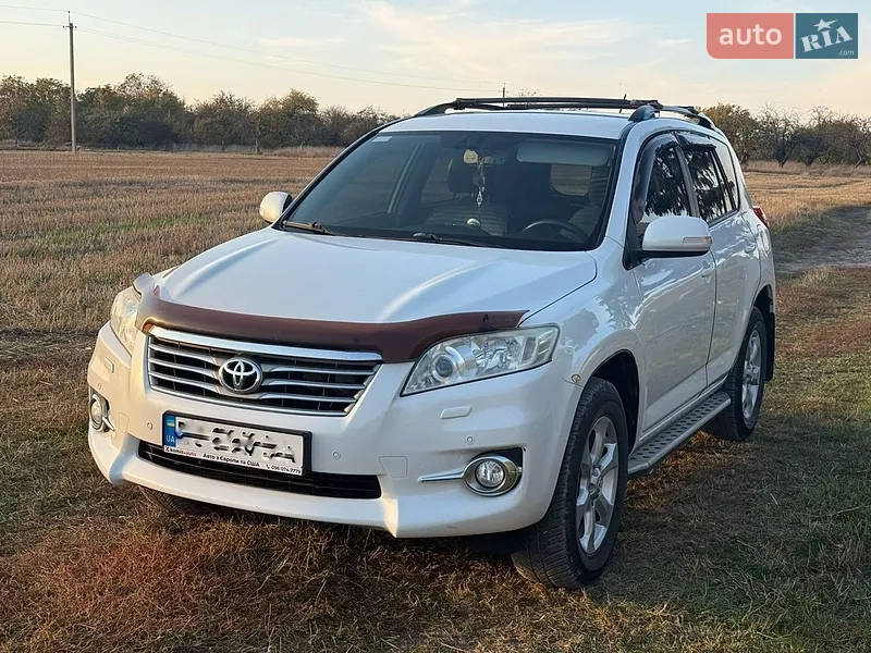 Toyota RAV4 2010