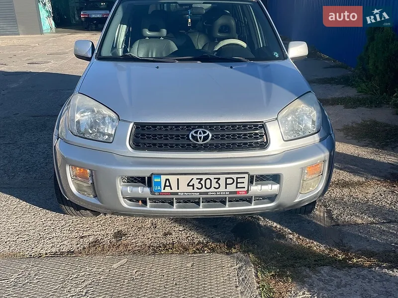 Toyota RAV4 2001
