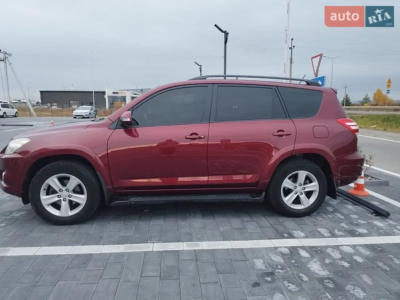 Toyota RAV4 2010
