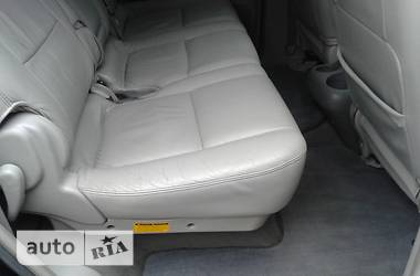 Внедорожник / Кроссовер Toyota Sequoia 2004 в 