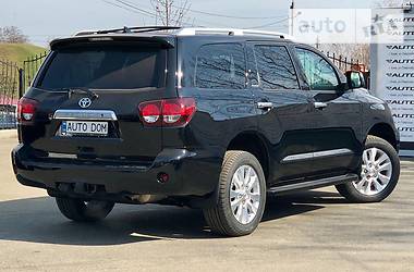 Внедорожник / Кроссовер Toyota Sequoia 2019 в Киеве