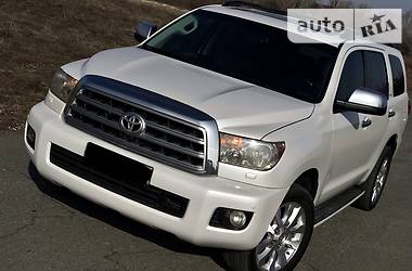 Внедорожник / Кроссовер Toyota Sequoia 2008 в Днепре