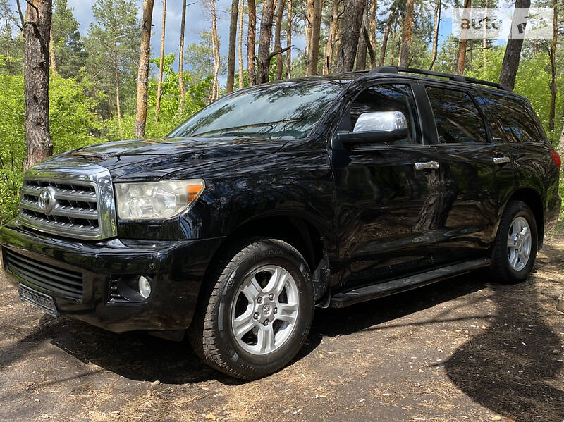 Позашляховик / Кросовер Toyota Sequoia 2009 в Києві