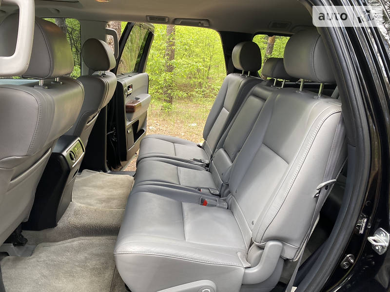 Позашляховик / Кросовер Toyota Sequoia 2009 в Києві