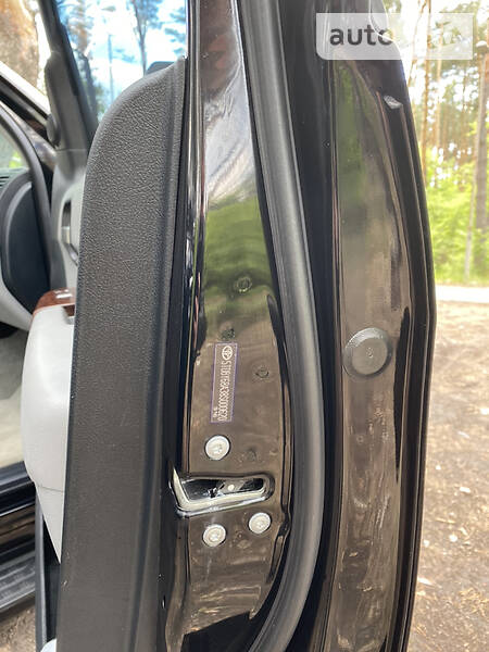 Позашляховик / Кросовер Toyota Sequoia 2009 в Києві