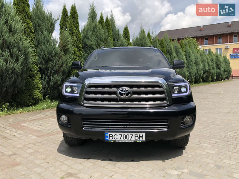 Внедорожник / Кроссовер Toyota Sequoia 2010 в Самборе