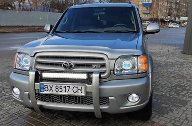 Внедорожник / Кроссовер Toyota Sequoia 2002 в Каменец-Подольском