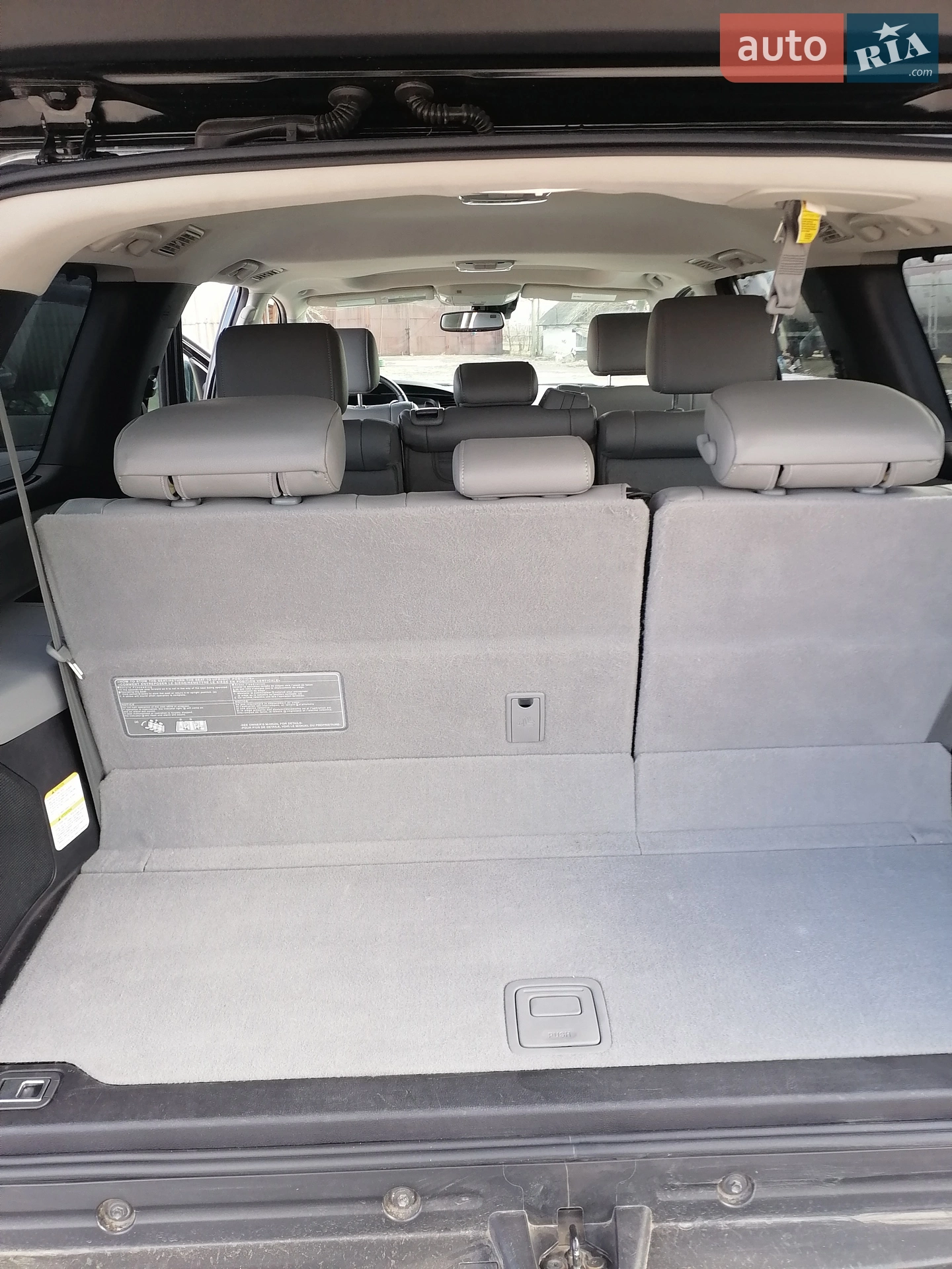 2019 Toyota Sequoia - мініатюра 11