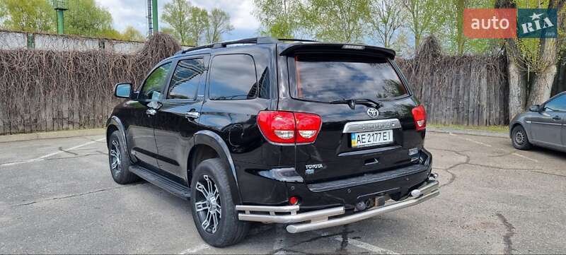 Позашляховик / Кросовер Toyota Sequoia 2008 в Дніпрі