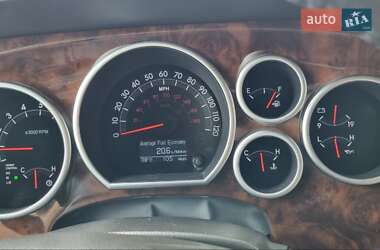 Внедорожник / Кроссовер Toyota Sequoia 2008 в 
