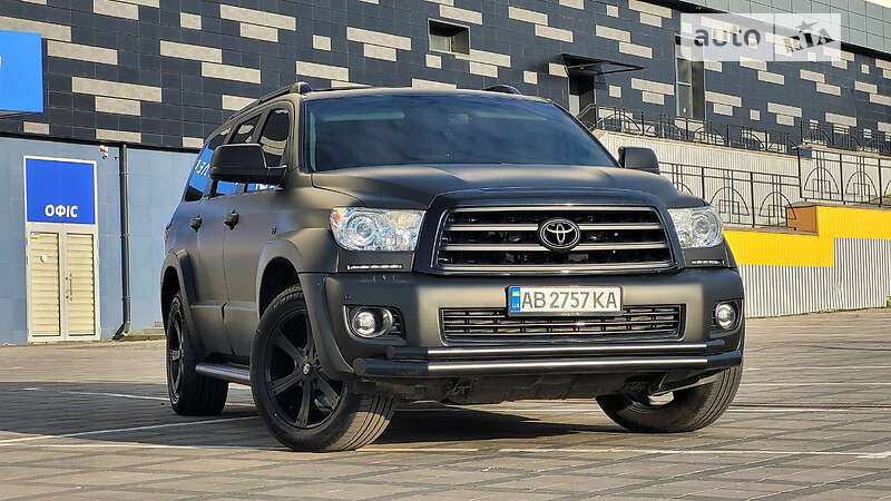 Внедорожник / Кроссовер Toyota Sequoia 2008 в Виннице