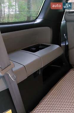 Позашляховик / Кросовер Toyota Sequoia 2017 в Києві