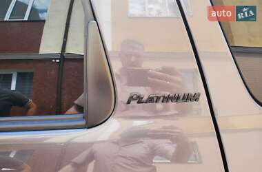 Позашляховик / Кросовер Toyota Sequoia 2017 в Львові