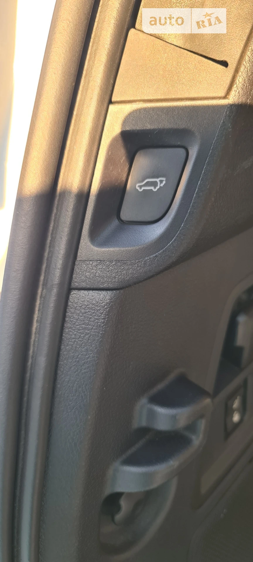 2016 Toyota Sequoia - мініатюра 20