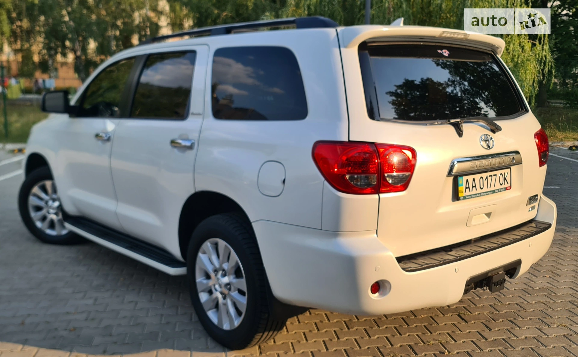 2016 Toyota Sequoia - мініатюра 4