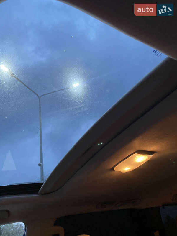 Позашляховик / Кросовер Toyota Sequoia 2017 в Кривому Розі