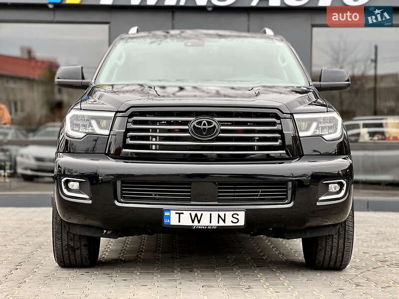 Позашляховик / Кросовер Toyota Sequoia 2018 в Одесі