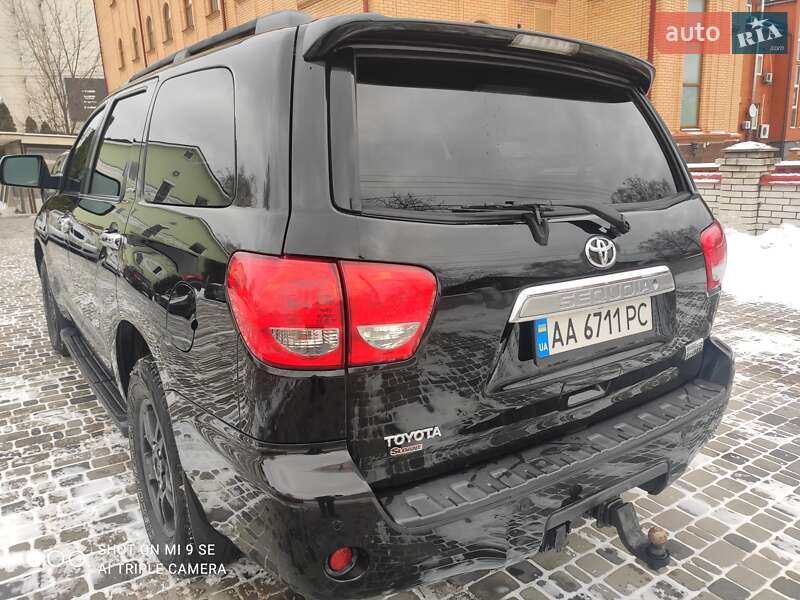 Внедорожник / Кроссовер Toyota Sequoia 2008 в Киеве фото 9 Внедорожник / Кроссовер Toyota Sequoia 2008 в Киеве