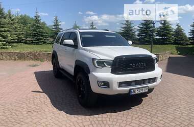 Внедорожник / Кроссовер Toyota Sequoia 2018 в Киеве