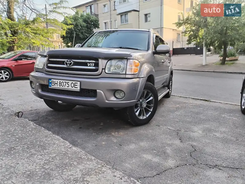 Toyota Sequoia