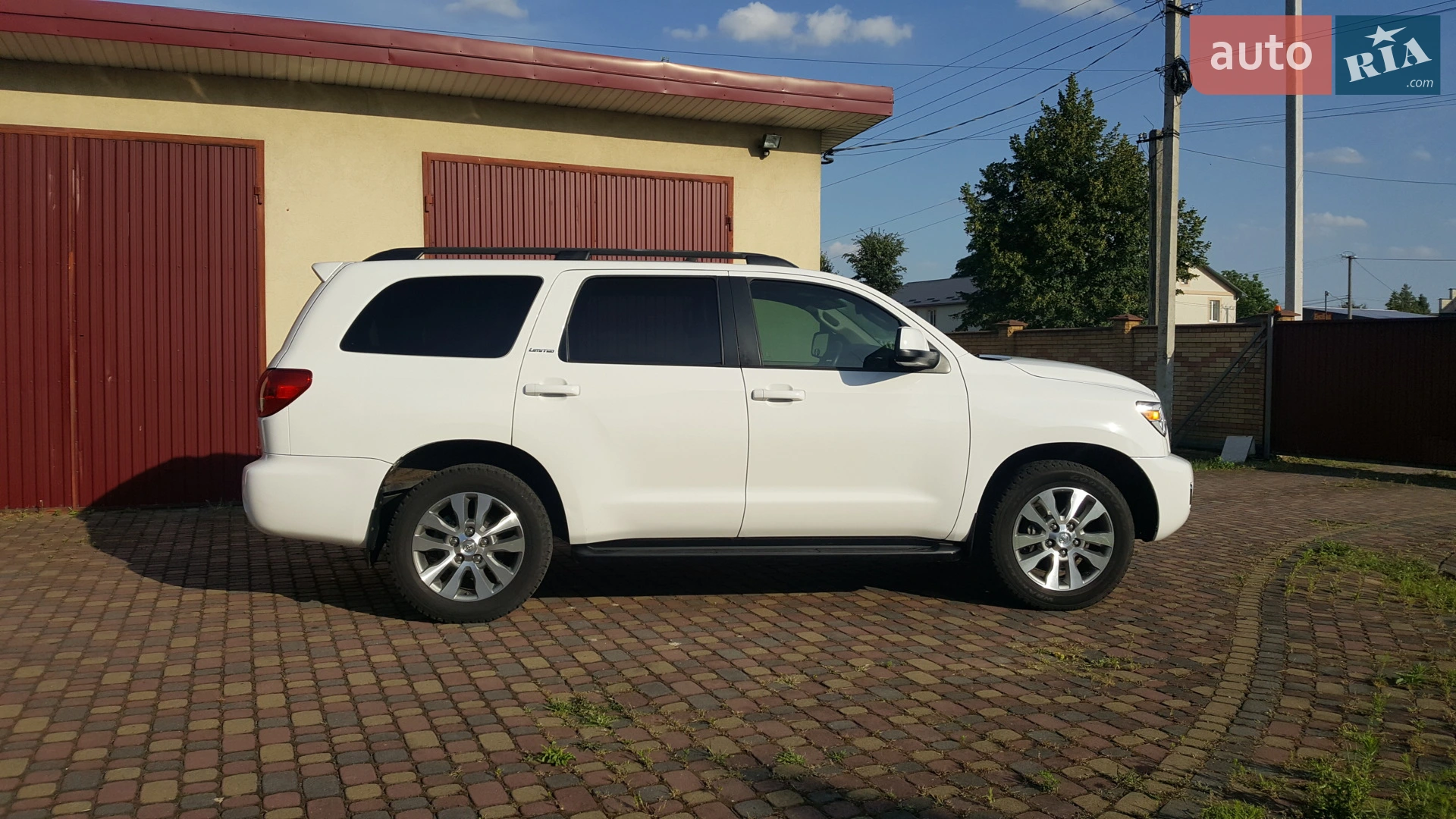 2017 Toyota Sequoia - мініатюра 12