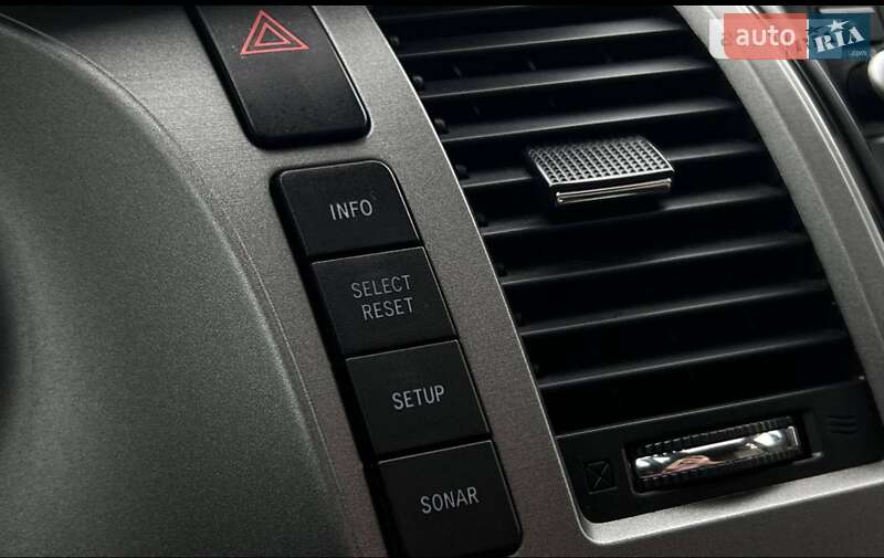 Внедорожник / Кроссовер Toyota Sequoia 2017 в Владимире