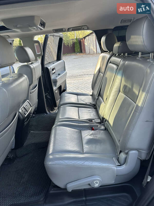Внедорожник / Кроссовер Toyota Sequoia 2012 в Черновцах фото 12 Внедорожник / Кроссовер Toyota Sequoia 2012 в Черновцах