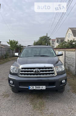 Позашляховик / Кросовер Toyota Sequoia 2012 в Прилуках