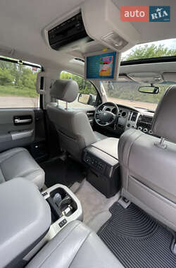 Внедорожник / Кроссовер Toyota Sequoia 2008 в Прилуках