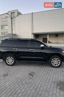 Внедорожник / Кроссовер Toyota Sequoia 2008 в 
