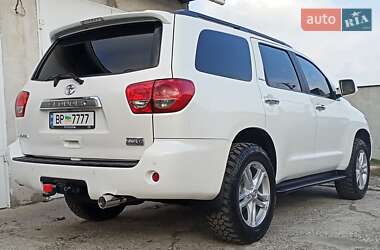 Внедорожник / Кроссовер Toyota Sequoia 2008 в Одессе