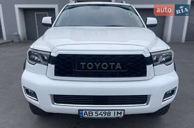 Позашляховик / Кросовер Toyota Sequoia 2018 в Вінниці