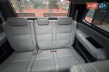 Внедорожник / Кроссовер Toyota Sequoia 2010 в 