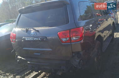 Внедорожник / Кроссовер Toyota Sequoia 2019 в 