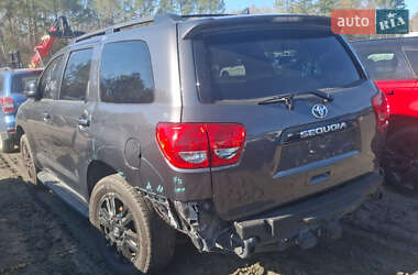 Внедорожник / Кроссовер Toyota Sequoia 2019 в 