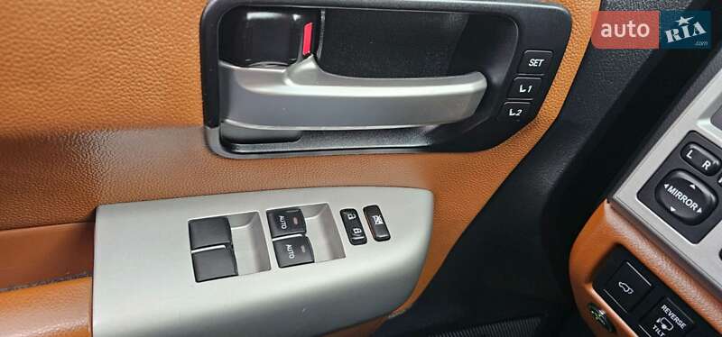 Внедорожник / Кроссовер Toyota Sequoia 2008 в Мамалыге