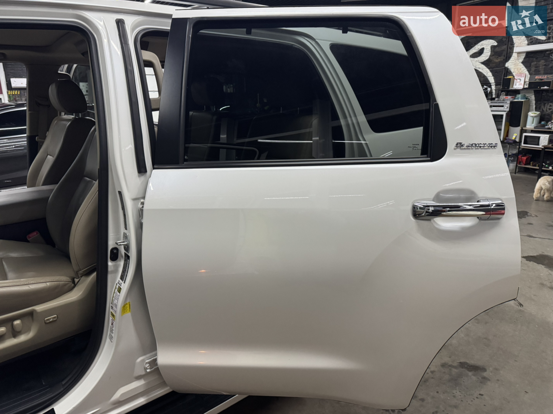 2013 Toyota Sequoia - мініатюра 15