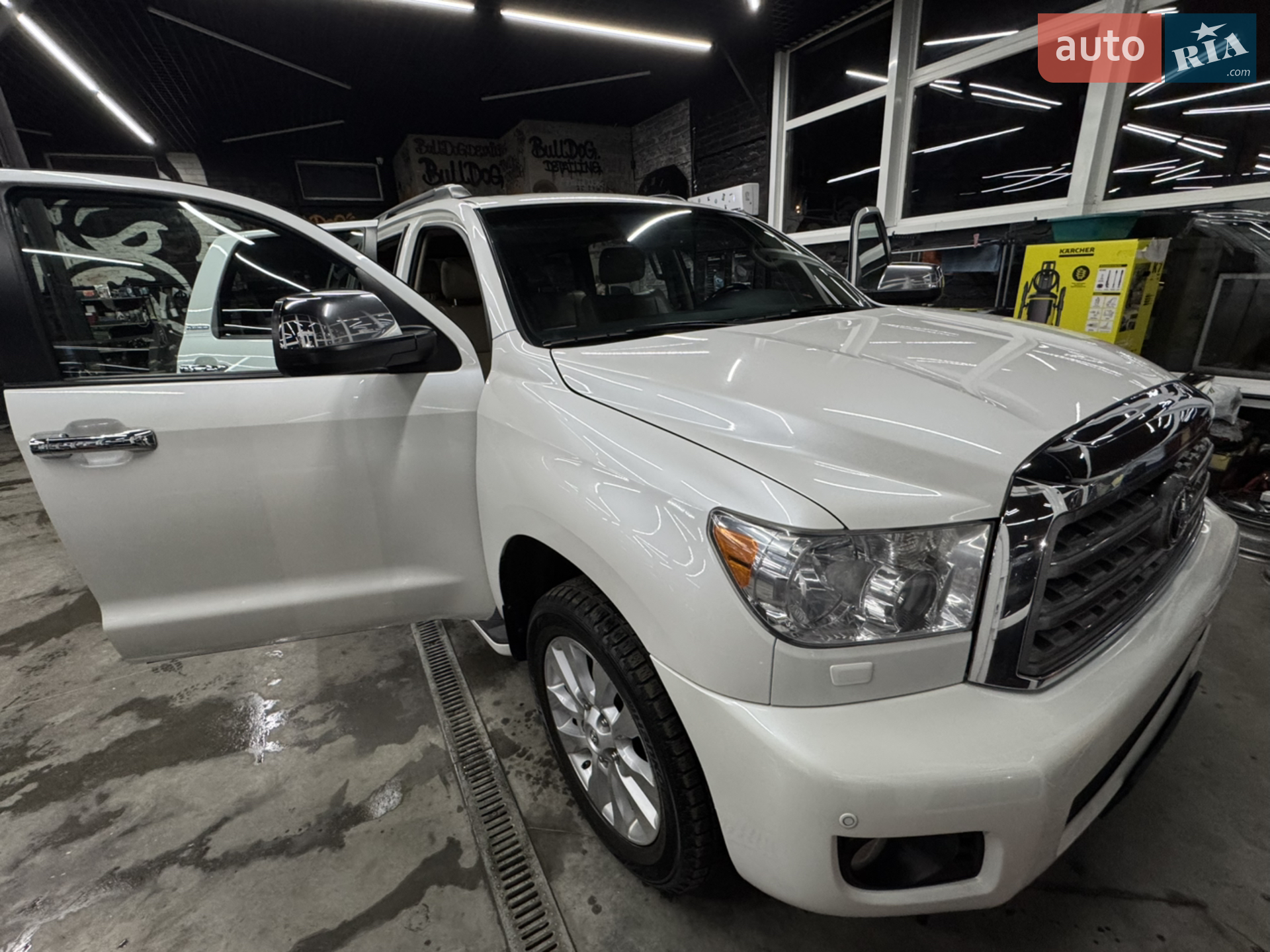 2013 Toyota Sequoia - мініатюра 19