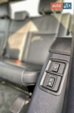 Внедорожник / Кроссовер Toyota Sequoia 2019 в 
