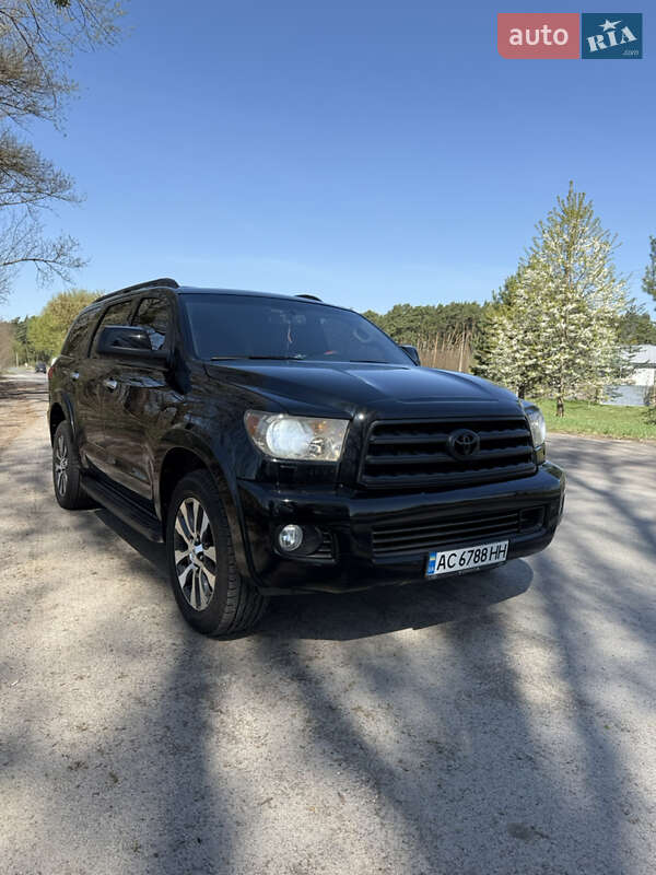 Внедорожник / Кроссовер Toyota Sequoia 2008 в Луцке